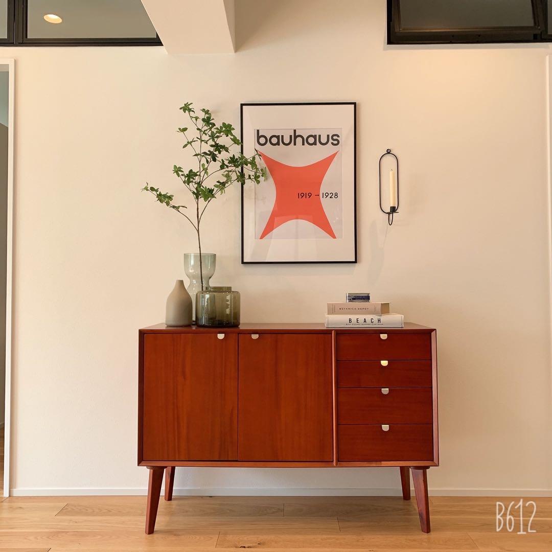 北欧ヴィンテージ風Vカットデザイン リビングボード・リビング