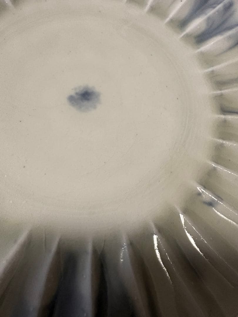 鈴木まどかさん　皿　安南手　白磁　16cm