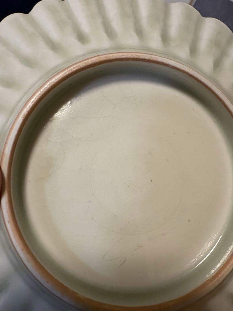 鈴木まどかさん　皿　安南手　白磁　16cm