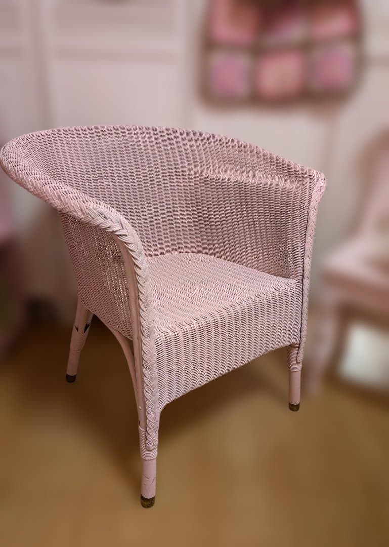 ロイドルームチェアー