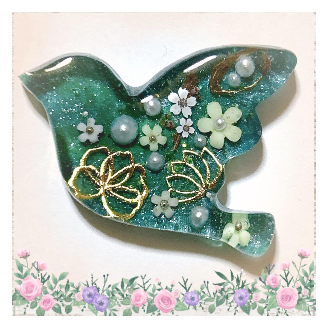 No 982❣️大人可愛い鳥型レジンヘアゴム❣️٩(๑❛ᴗ❛๑)۶❣️