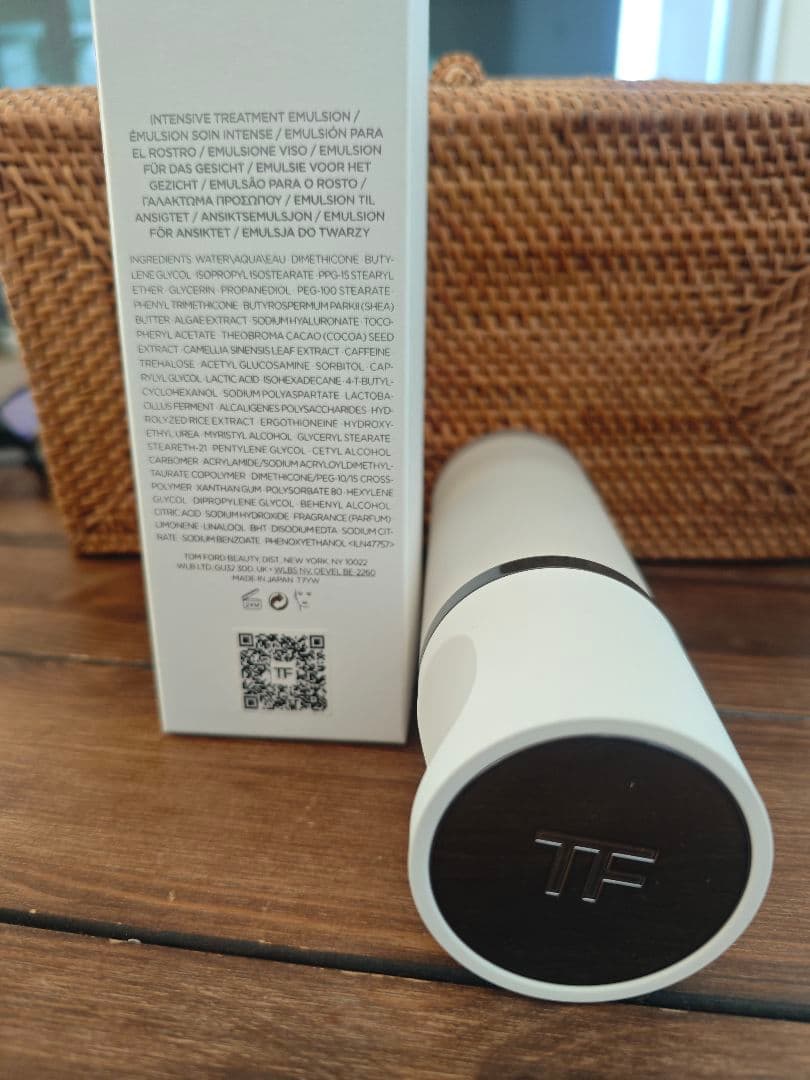 トム フォード リサーチ インテンシブ ミルキー 125ml