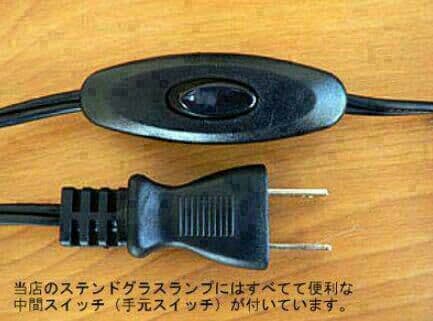 3ティファニースタイルテーブルランプ電気スタンドガラスランプ\r ピンクの花3本