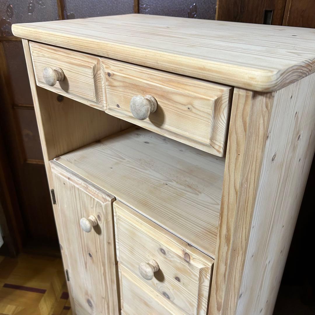 キャビネット　ストリップド家具