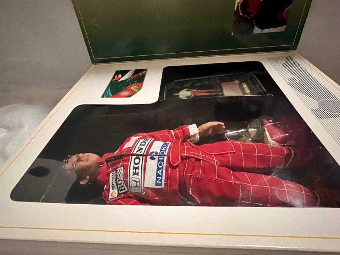 限定1999体No.715タカラ製 アイルトン・セナ フィギュア　コレクション品