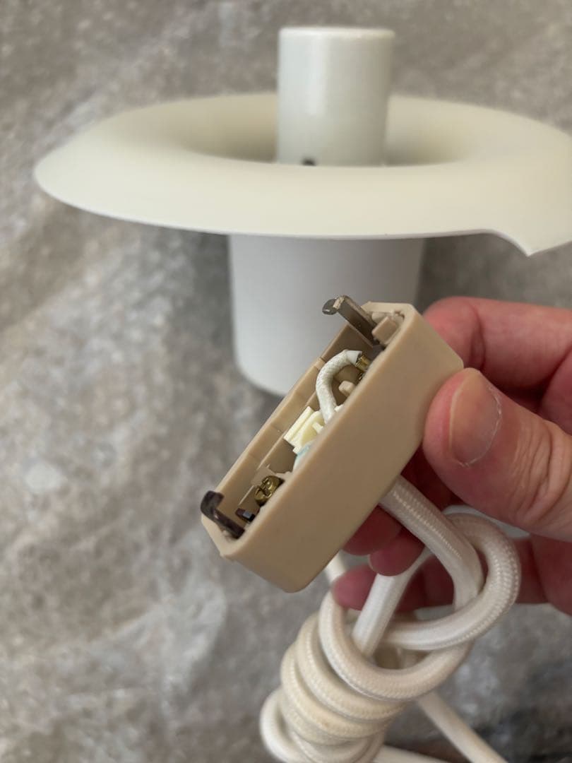 ルイスポールセン　PH5 クラシックホワイト