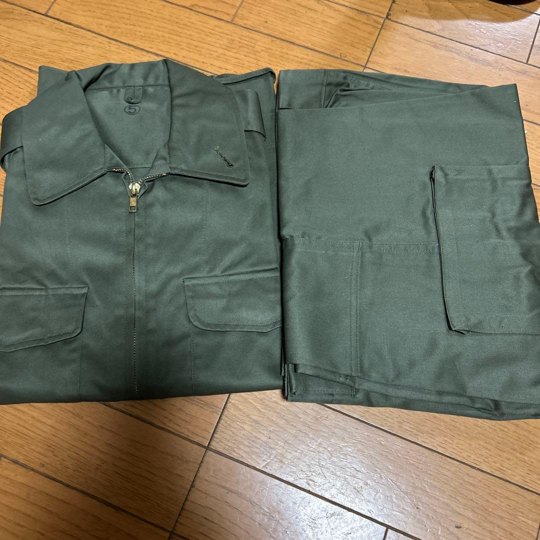 ミリタリースタイル ジャケットとパンツ セット5号 セットアップ 防水 裏起毛 上下セット メンズ 作業服 防寒 ジャケット