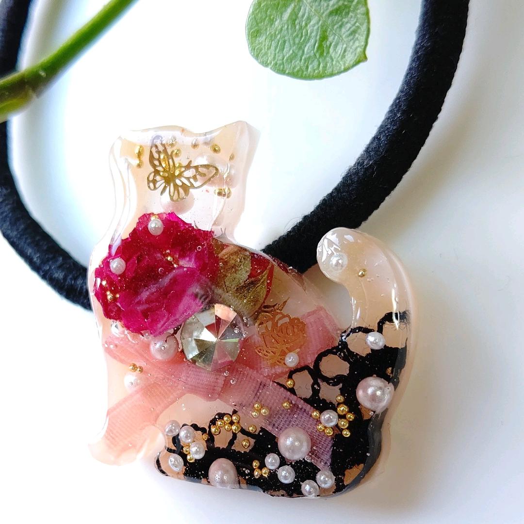 ゆきそら 502*ミニバラとレースのヘアゴム(猫)