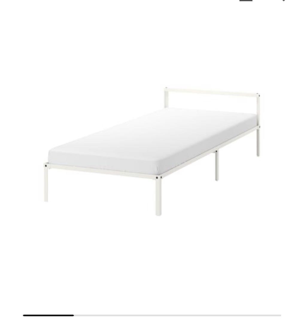 IKEA ベッドフレーム グリムスブ