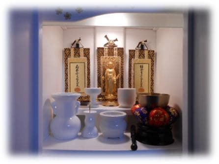 【値引き可能】家具調仏壇ホワイトLED照明付き 15号サイズ