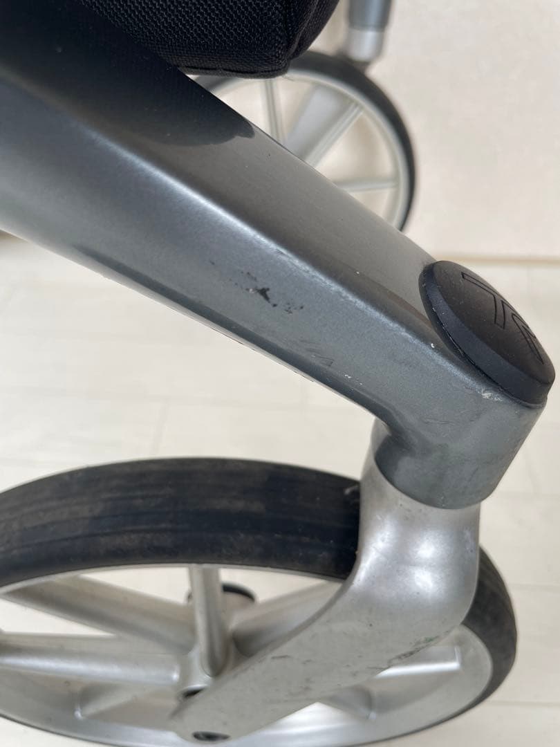 歩行車 : レッツフライ