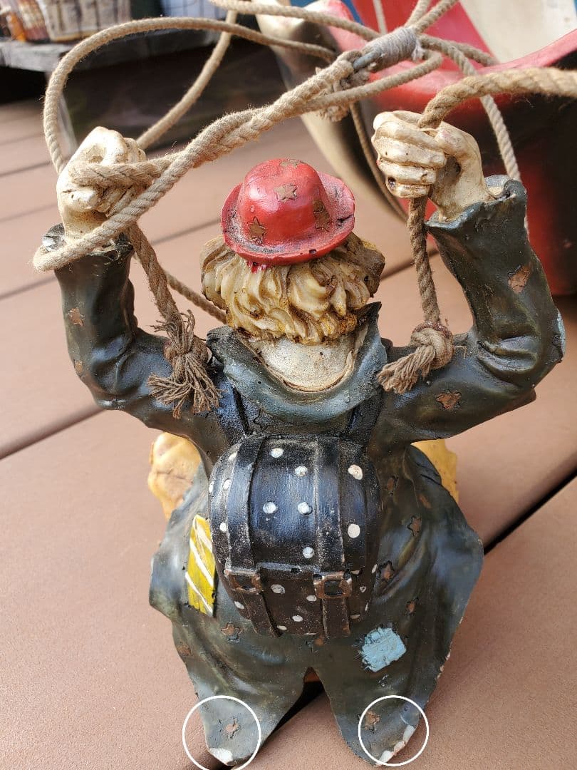 アンティークピエロ