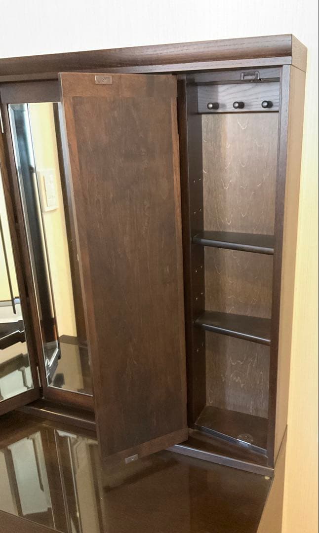 カリモク 三面鏡 鏡台 ドレッサー 収納多 送料込/たのめる便