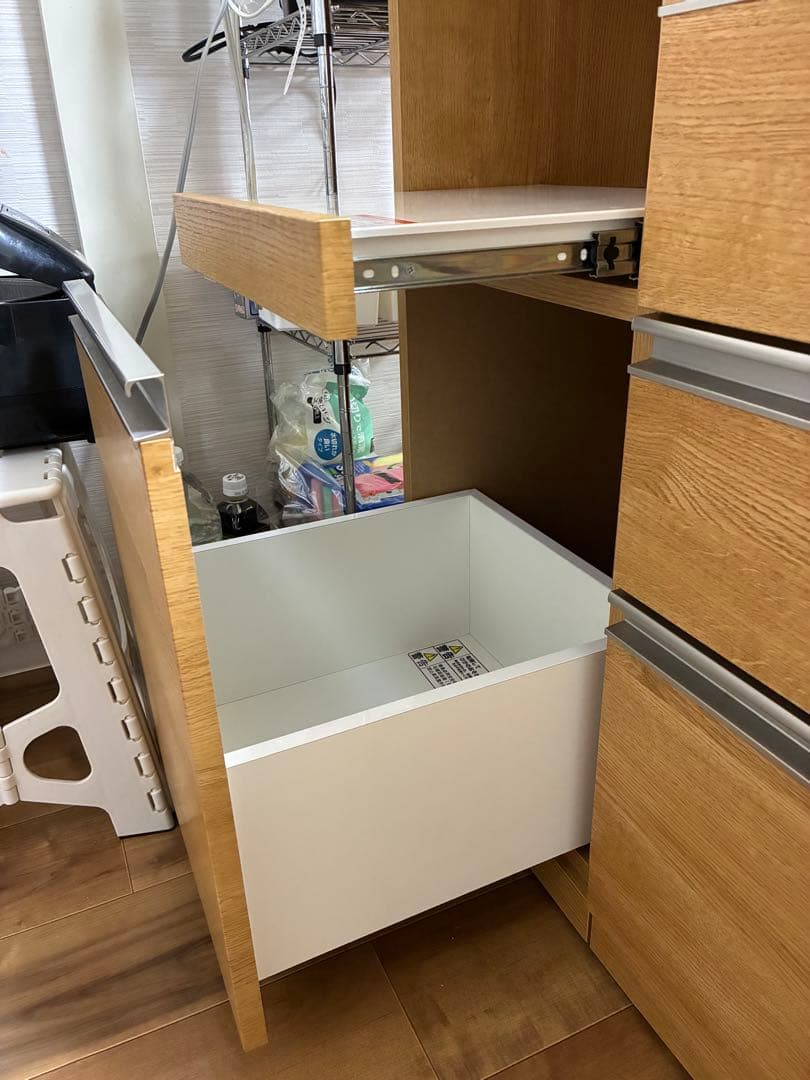 ニトリ リガーレ キッチンボード カップボード 食器棚