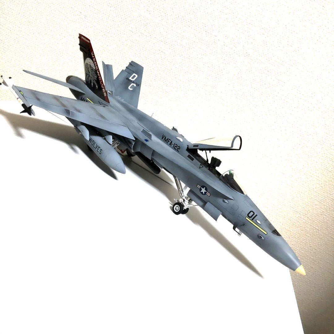 戦闘機プラモデル完成品ハセガワ1/48F-18Cホーネット - メルカリ