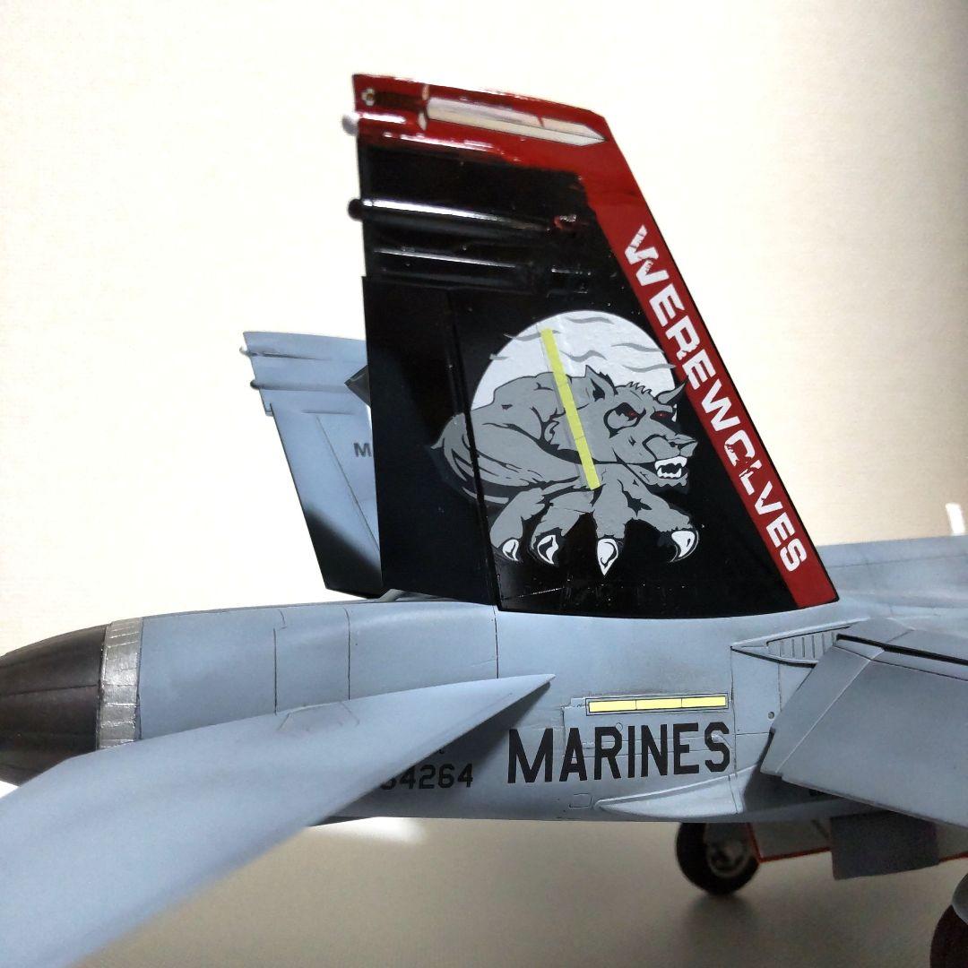 戦闘機プラモデル完成品ハセガワ1/48F-18Cホーネット - メルカリ