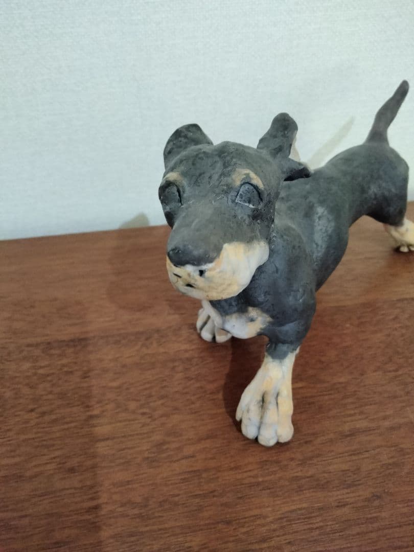 ダックスフンド置物　Running sausage christina uk