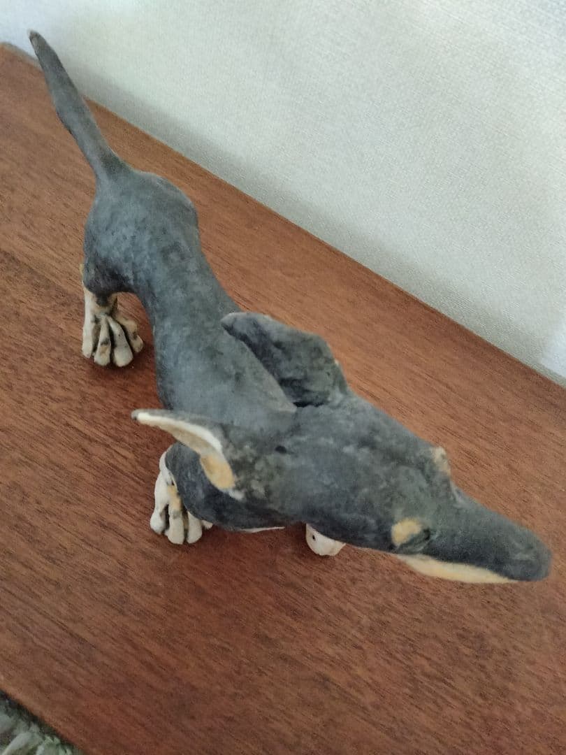 ダックスフンド置物　Running sausage christina uk