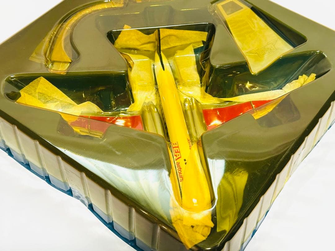 1/144 デ・ハビランド コメット 4B BEA アートアーズ CORGI - メルカリ