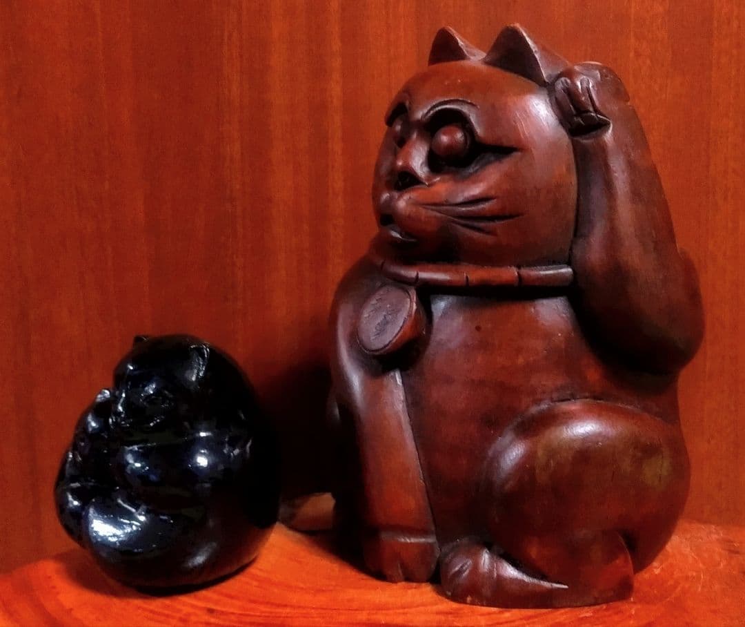 木彫り 招き猫 大小２点セット アンティーク 美品