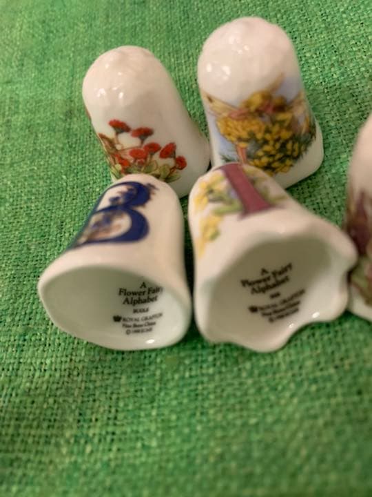 Graftonフェアリー・アルファベットシンブル　7つ　スカラップ辺