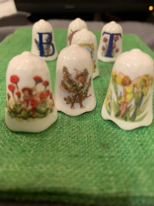 Graftonフェアリー・アルファベットシンブル　7つ　スカラップ辺