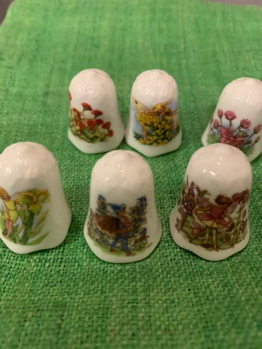 Graftonフェアリー・アルファベットシンブル　7つ　スカラップ辺