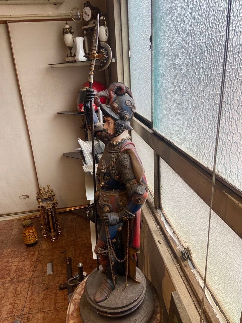 英国の兵士置物