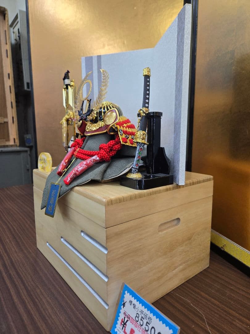 【展示品限り】五月人形　兜　徳川家康　収納飾り　※閉店セール　S38