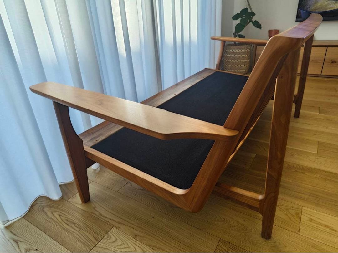 カリモク 木製フレーム ２人掛椅子ロングソファ グレー