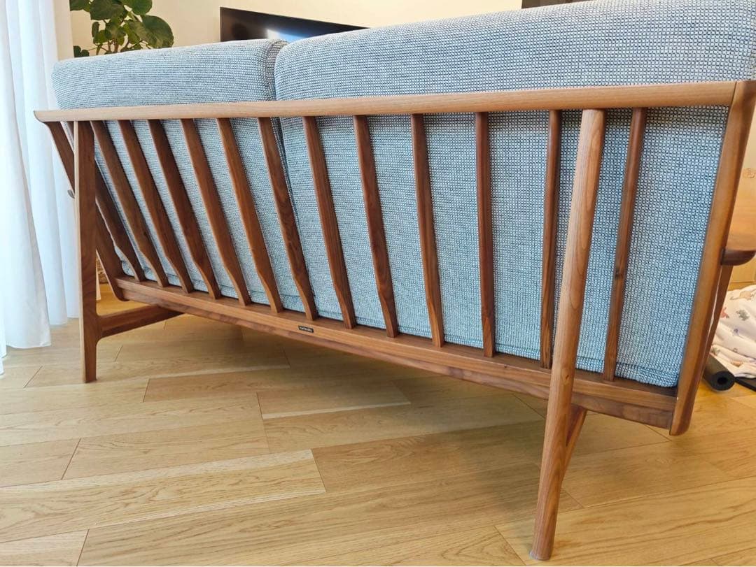 カリモク 木製フレーム ２人掛椅子ロングソファ グレー