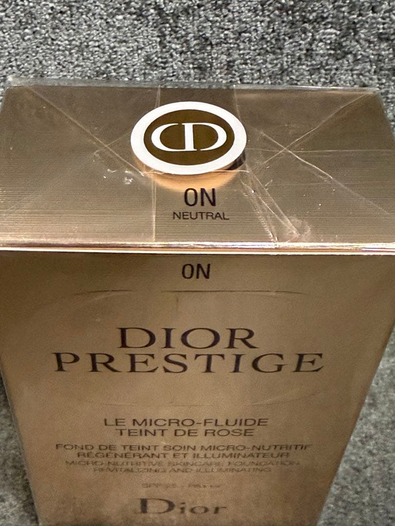 未使用未開封　Dior プレステージ ル フルイド タン ドゥ ローズ　0N