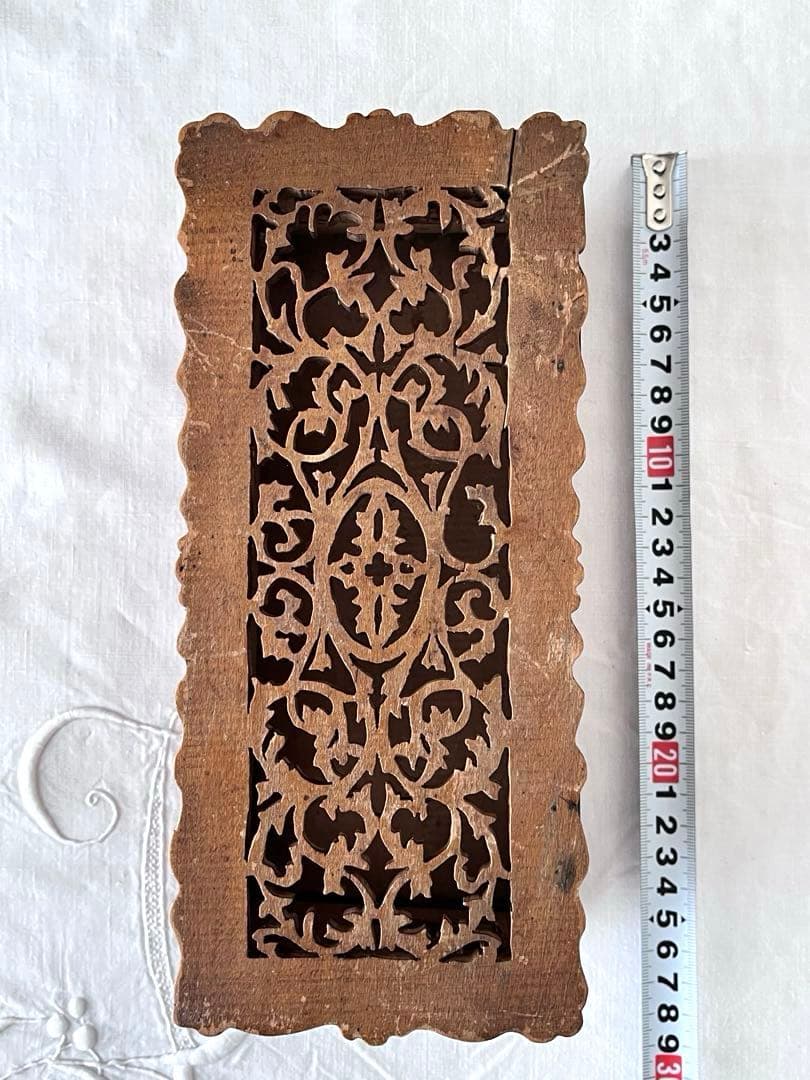 美品】フランスアンティーク 木製レリーフ装飾 木細工 BOX 小物入れ3277