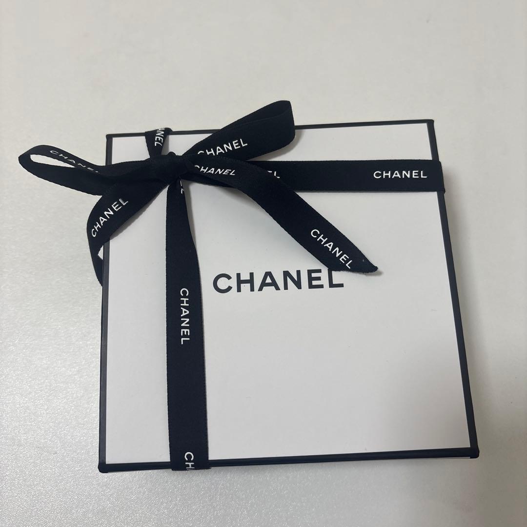 CHANEL LA CRÈME MAIN ハンドクリーム 、リップクリーム