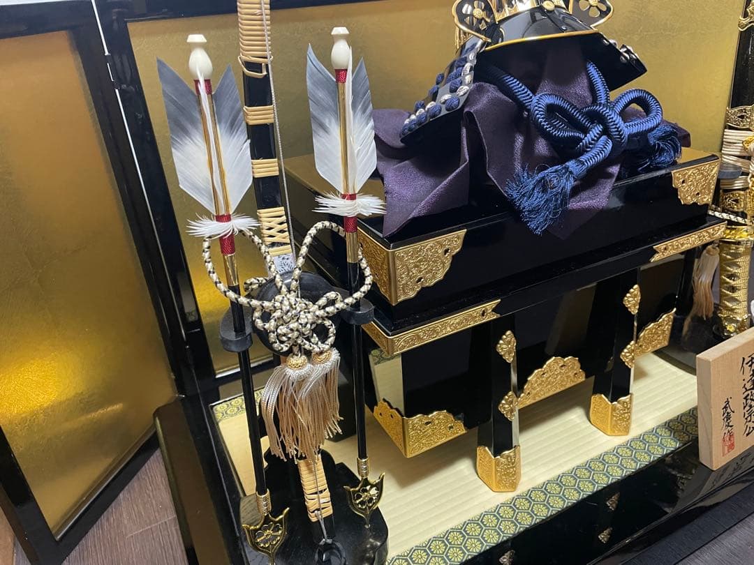 五月人形　兜飾り 伊達政宗 金沢箔金箔押屏風