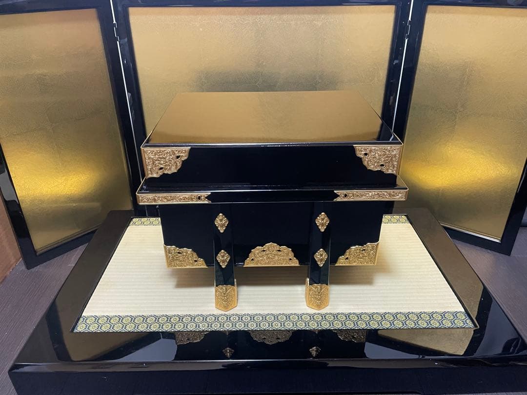 五月人形　兜飾り 伊達政宗 金沢箔金箔押屏風