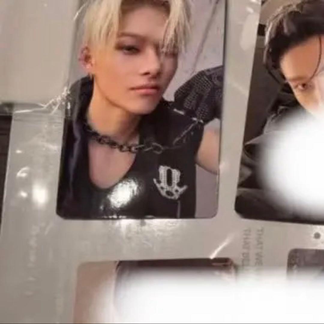 ENHYPEN ニキ 一直娛 yzy 5.0 中華 中国限定 - メルカリ