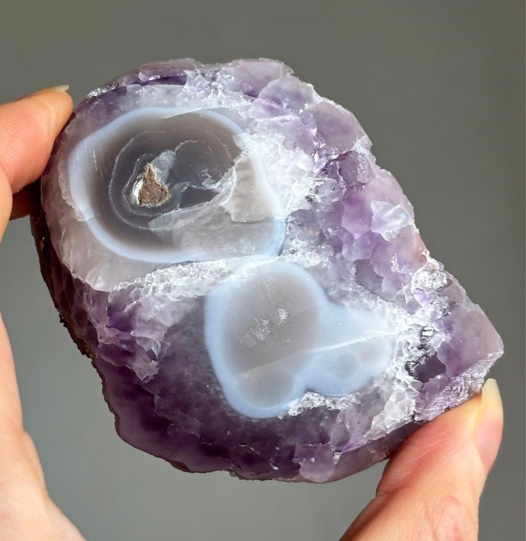 レア　高品質　パープルピンク　シュガーアメジスト　原石　裏まで美しい　キラキラ