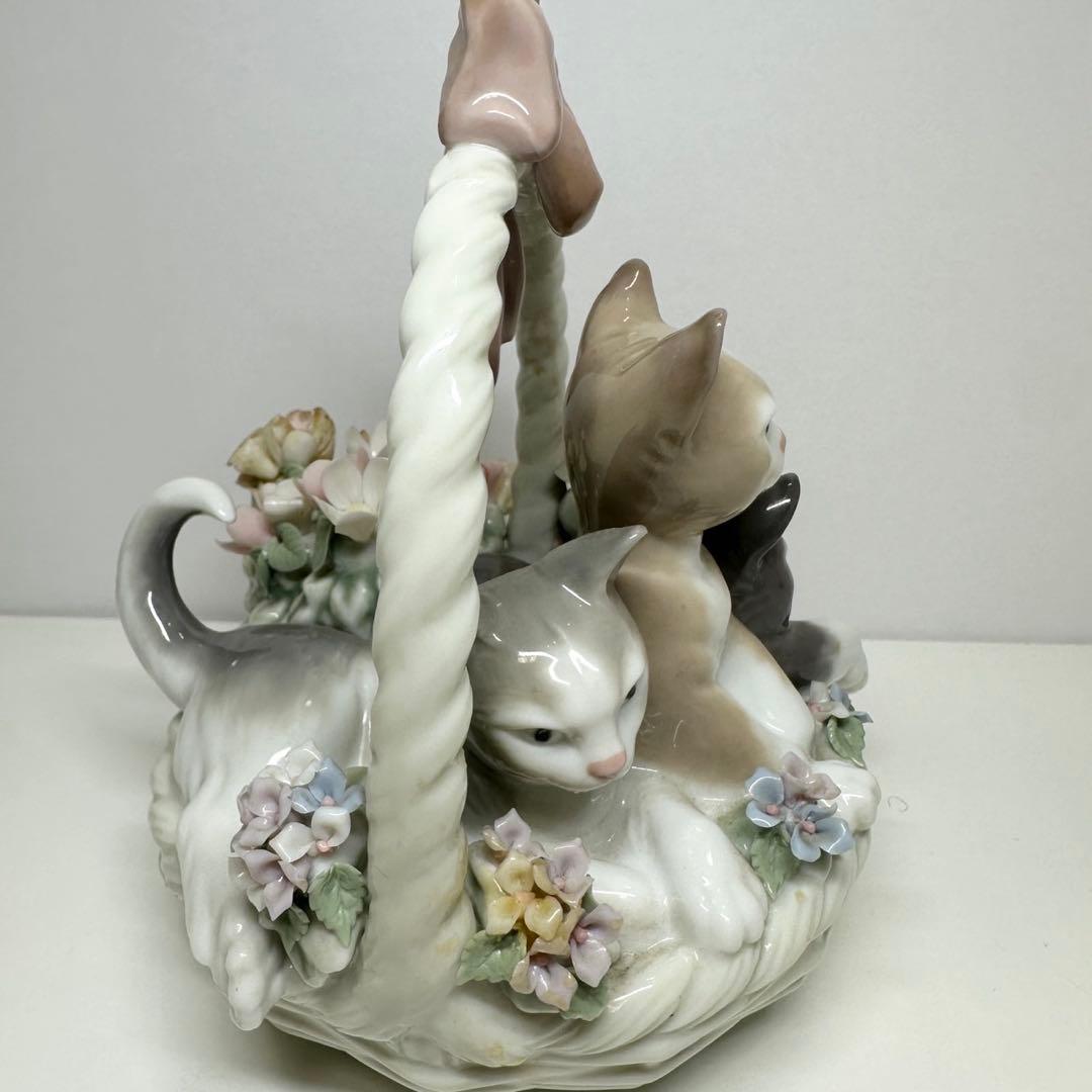 LLADRÓ リヤドロ 三つ子の仔猫 三つ子の子猫　猫　かご