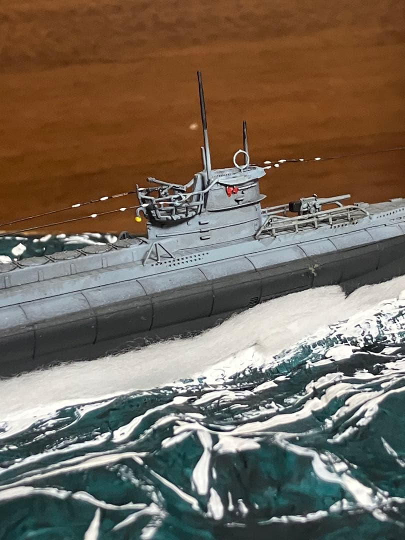 Uボート VII typeD 1/350 完成品 海上ジオラマ