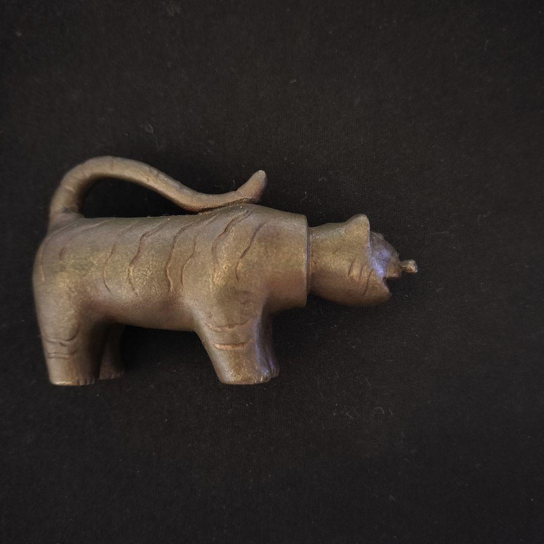 大勝堂　和泉整乗作　虎　鋳銅製 縁起物