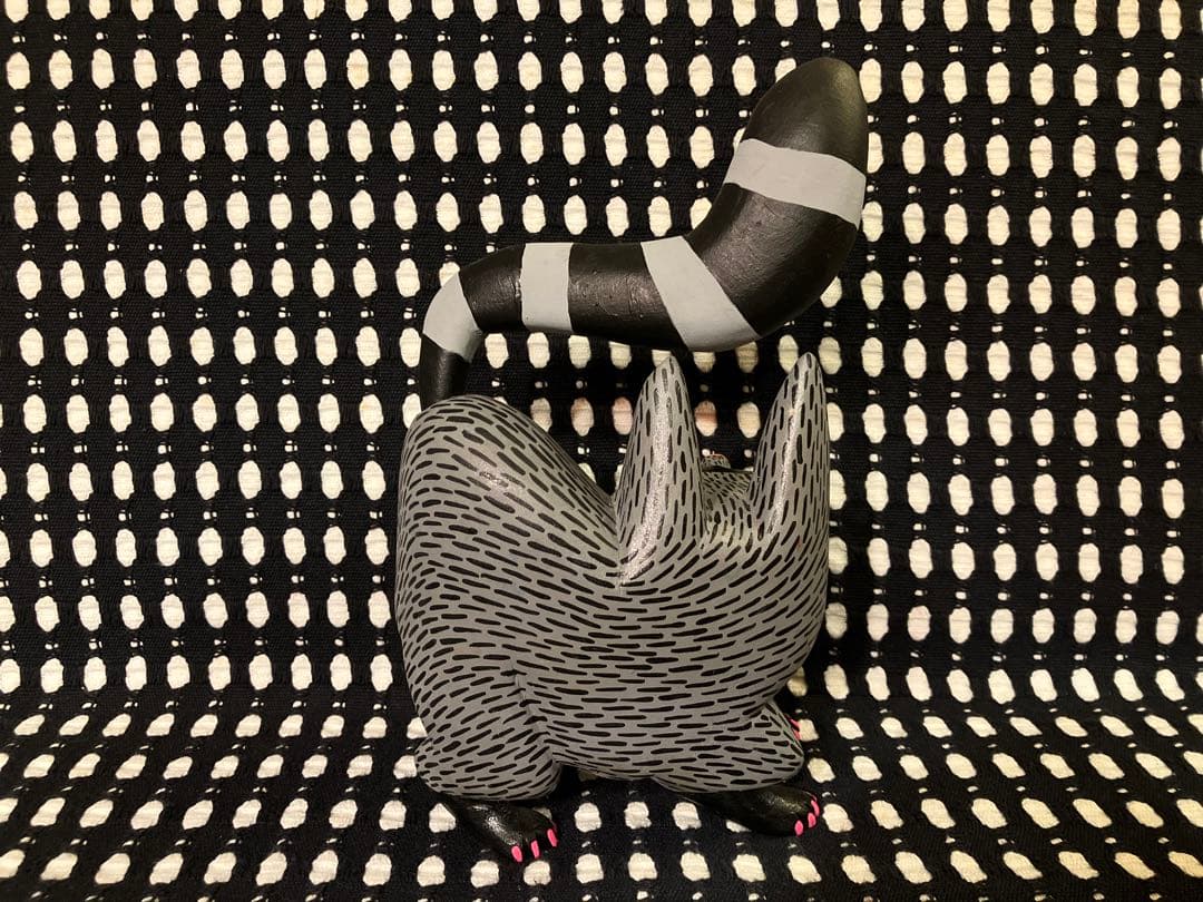 メキシコ オアハカ ウッドカービング アライグマ エドゥアルド