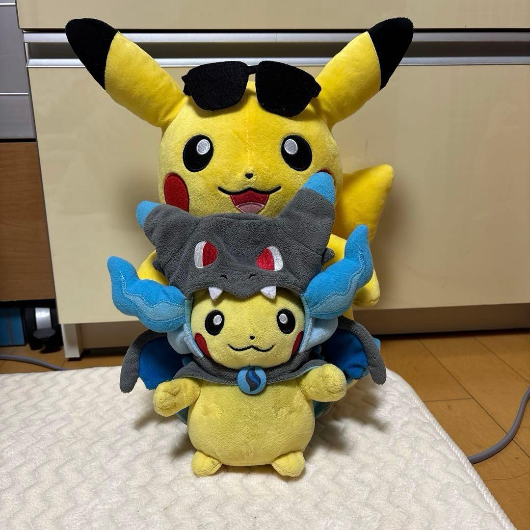 メガリザードンXポンチョを着たピカチュウ ぬいぐるみ ポケモン