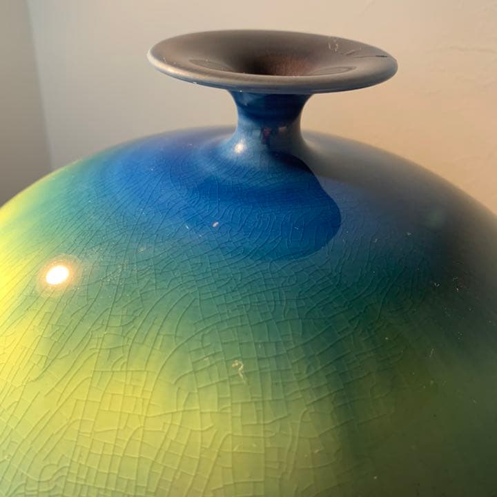 九谷焼 人間国宝 三代 徳田八十吉 (徳田正彦)「碧明釉壷」26cm 共布共