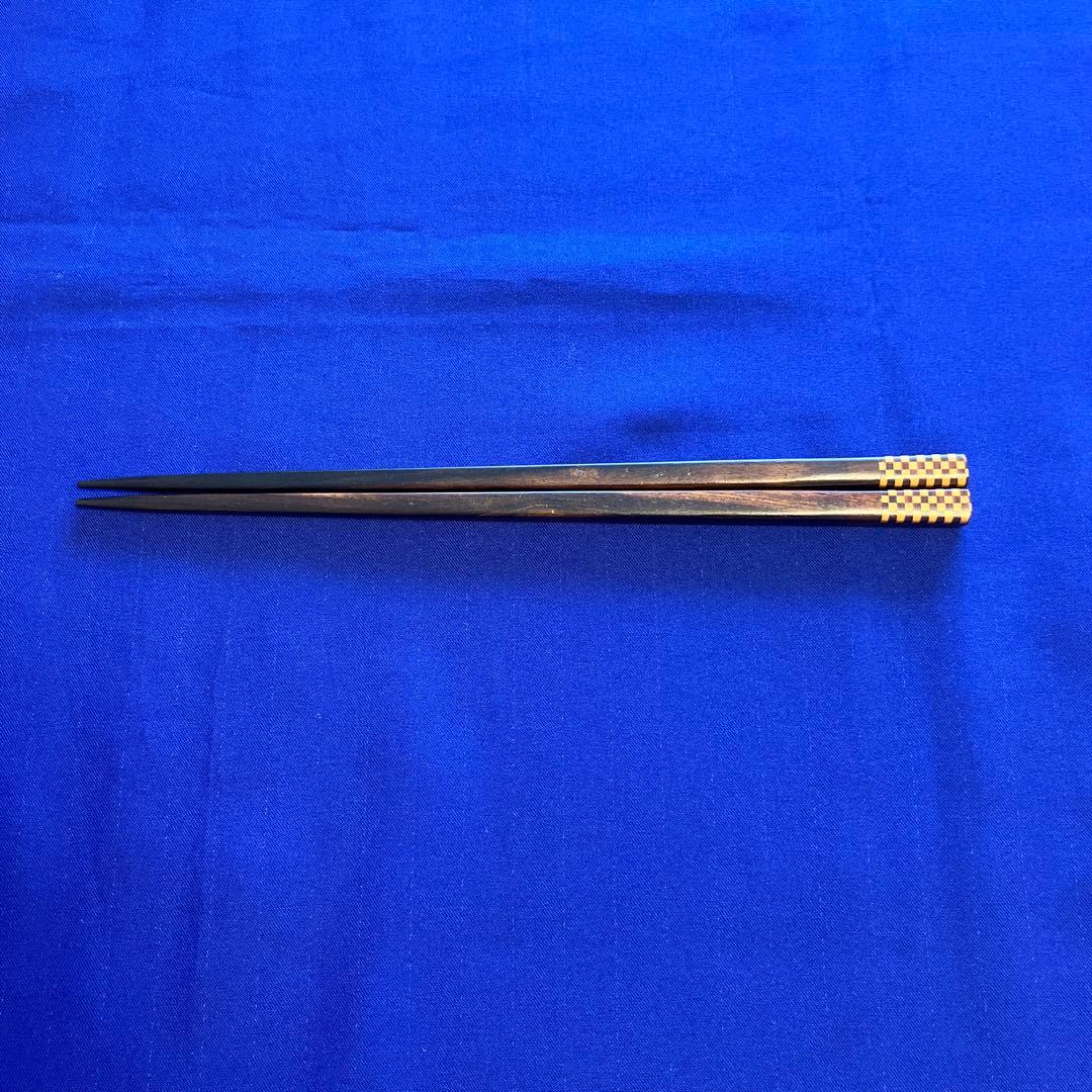 箱根寄木細工取り皿10枚、寄木細工のボックス入り、寄木細工の取り箸1膳付き