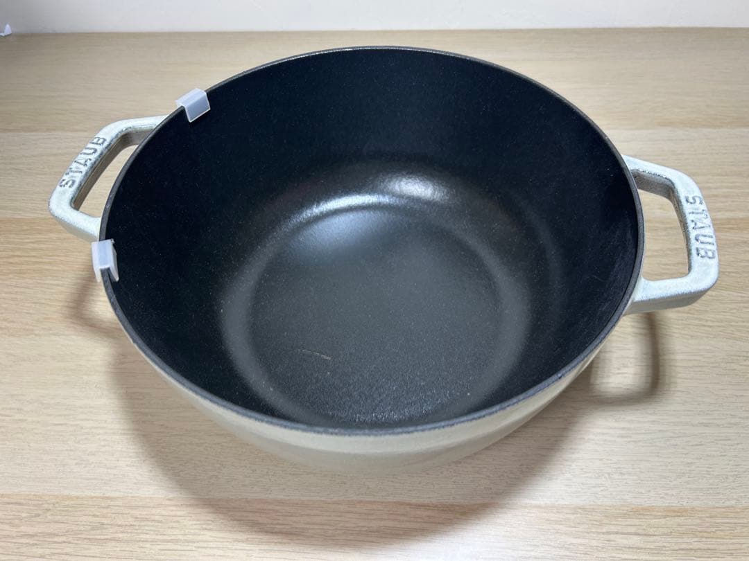 【限定】staub　ストウブ　スノーフレーク　ホワイト　24cm 3.6L