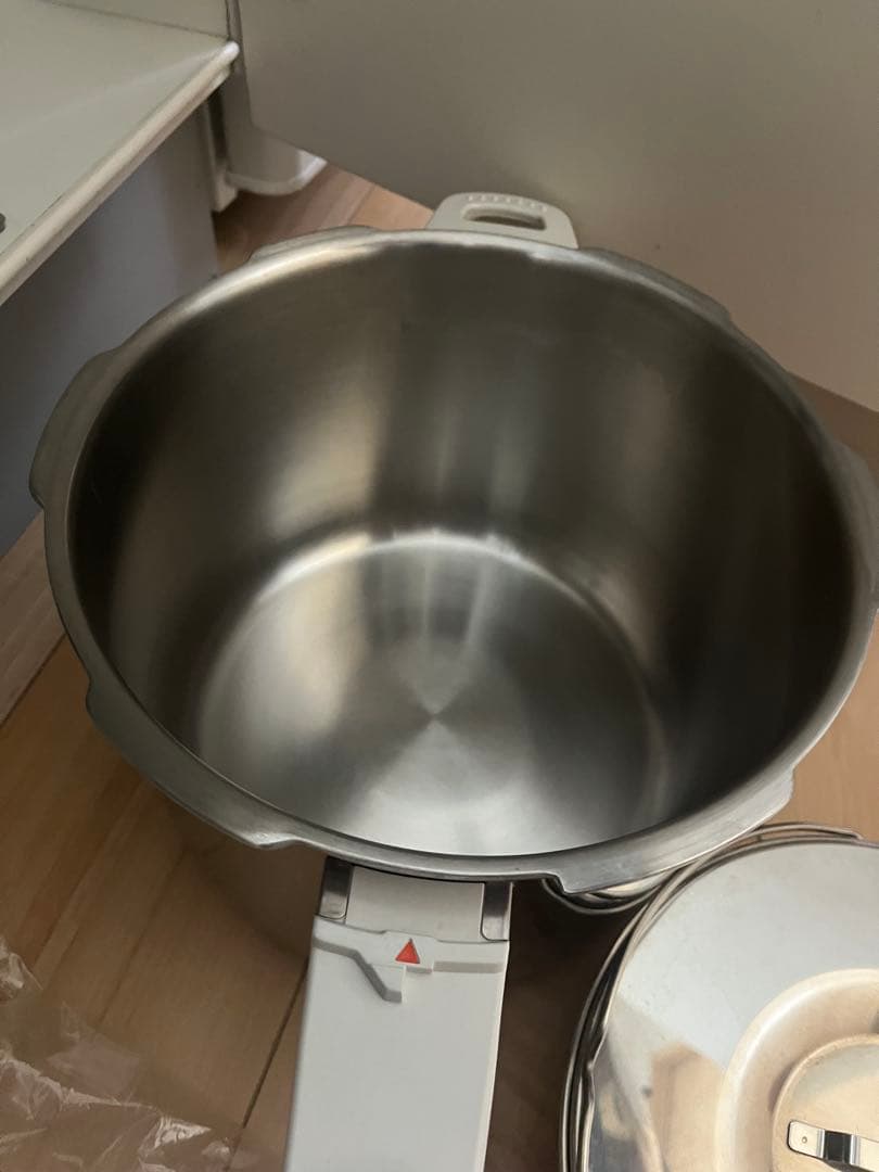 [美品] アサヒ軽金属工業 活力なべSW型(圧力なべ/圧力鍋) 5.5L