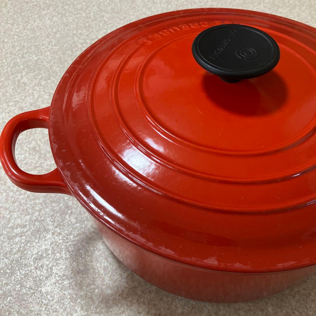 LE CREUSET ルクルーゼ　両手鍋 レッド　24cm