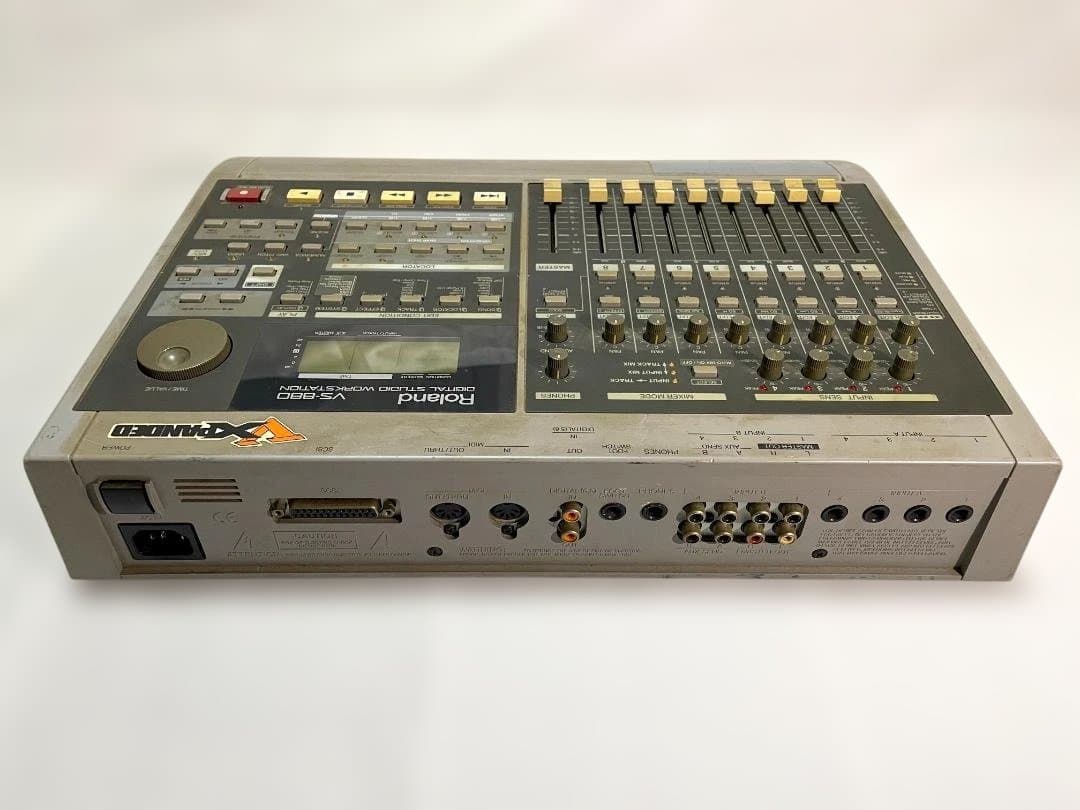 Roland VS-880 マルチトラックレコーダー - メルカリ