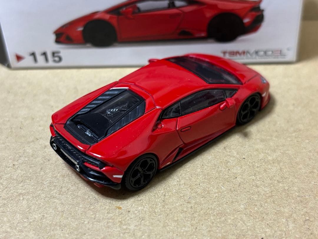 MINI GT 1/64 ランボルギーニ ウラカン EVO ロッソマーズ 115